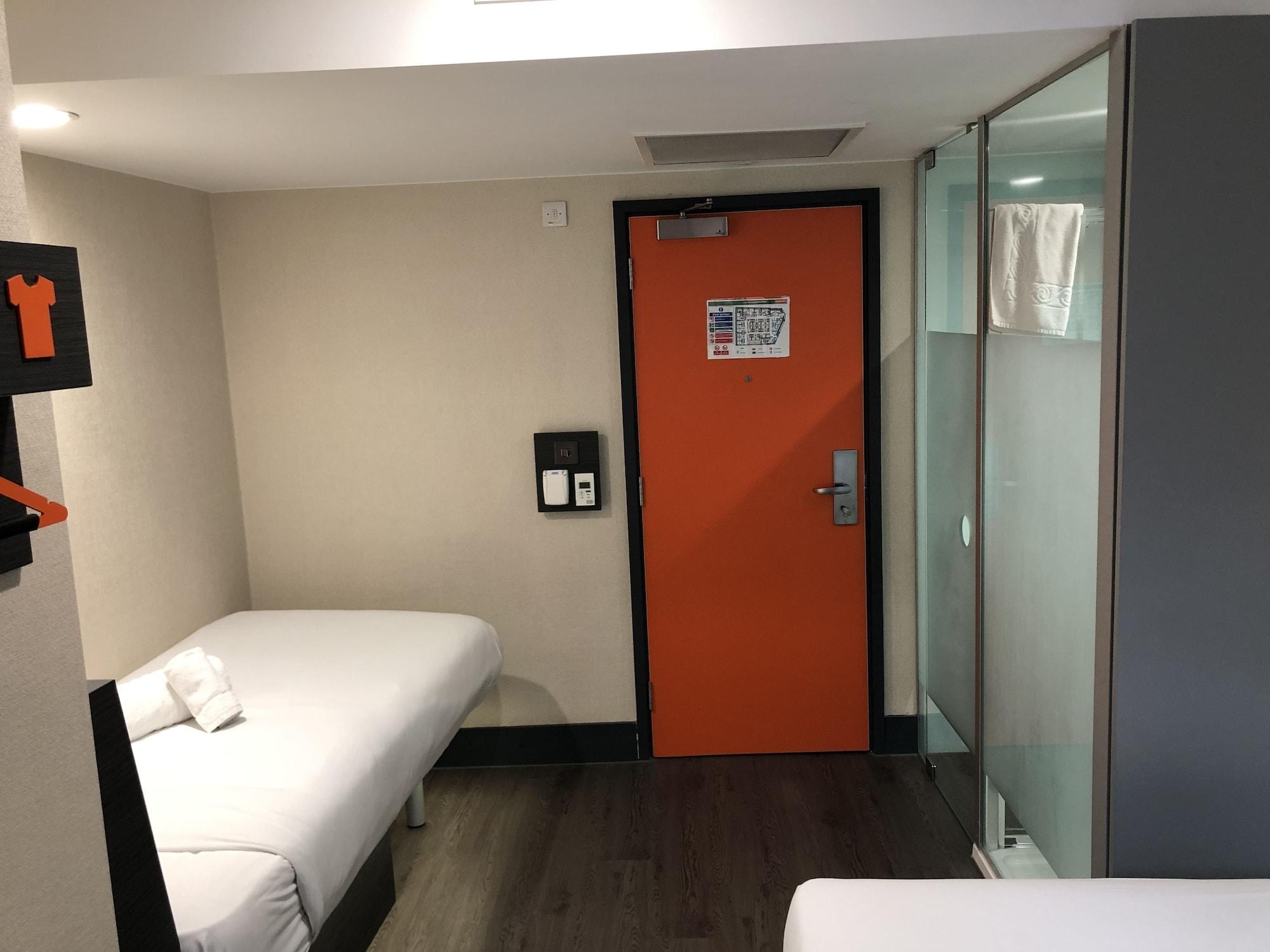 Easyhotel Birmingham Eksteriør bilde