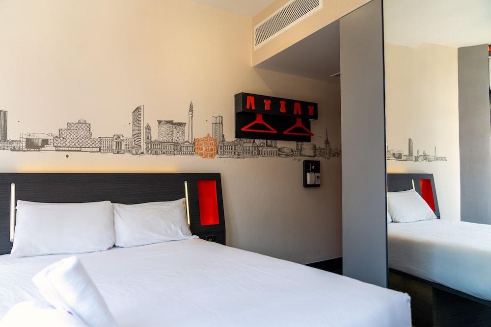 Easyhotel Birmingham Eksteriør bilde