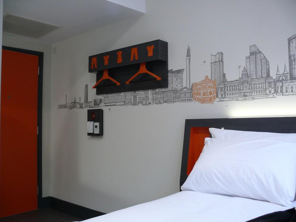 Easyhotel Birmingham Eksteriør bilde