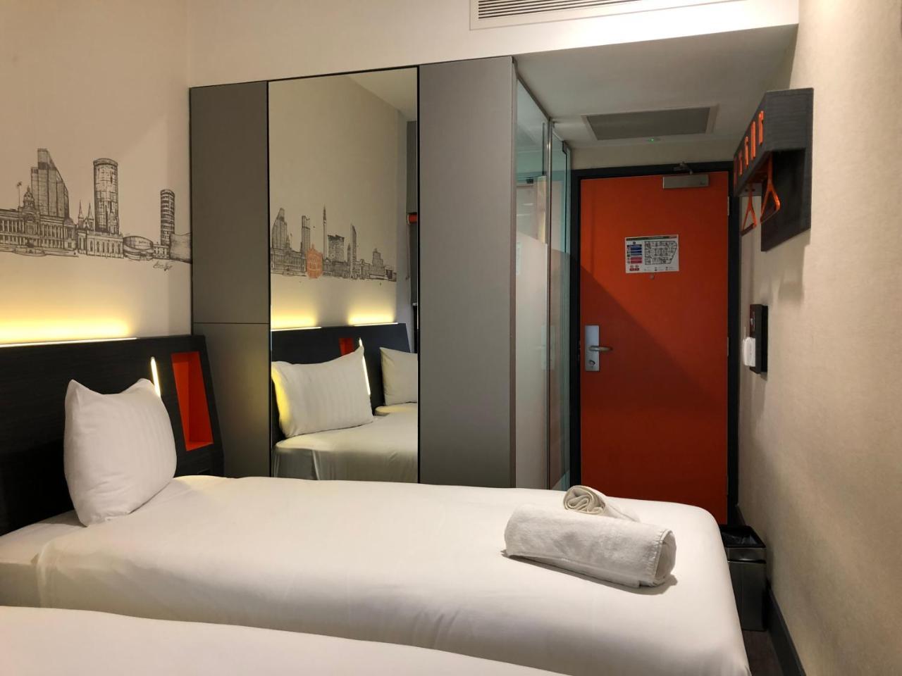 Easyhotel Birmingham Eksteriør bilde