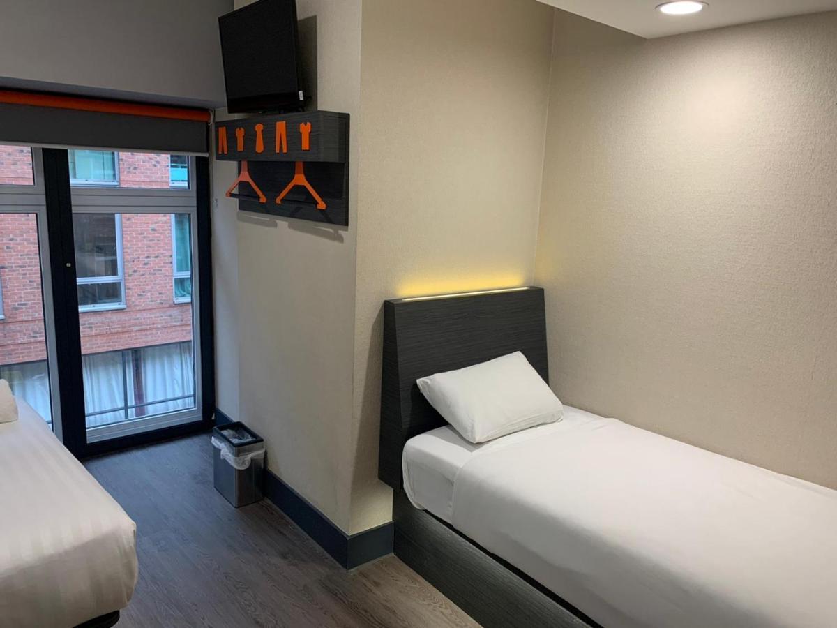Easyhotel Birmingham Eksteriør bilde